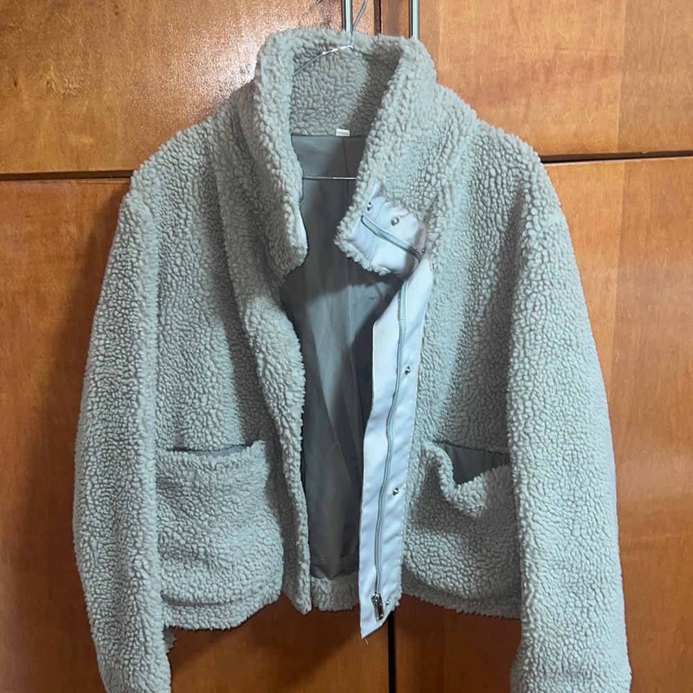 Beige teddy coat